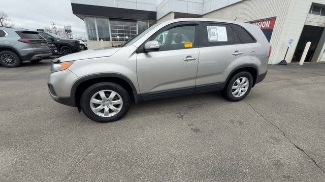 Used 2012 Kia Sorento LX image 5