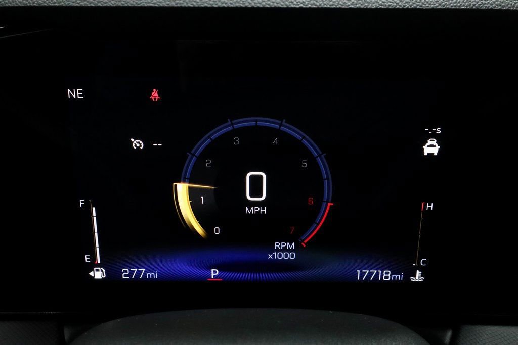 Used 2025 Chevrolet TrailBlazer LT image 28