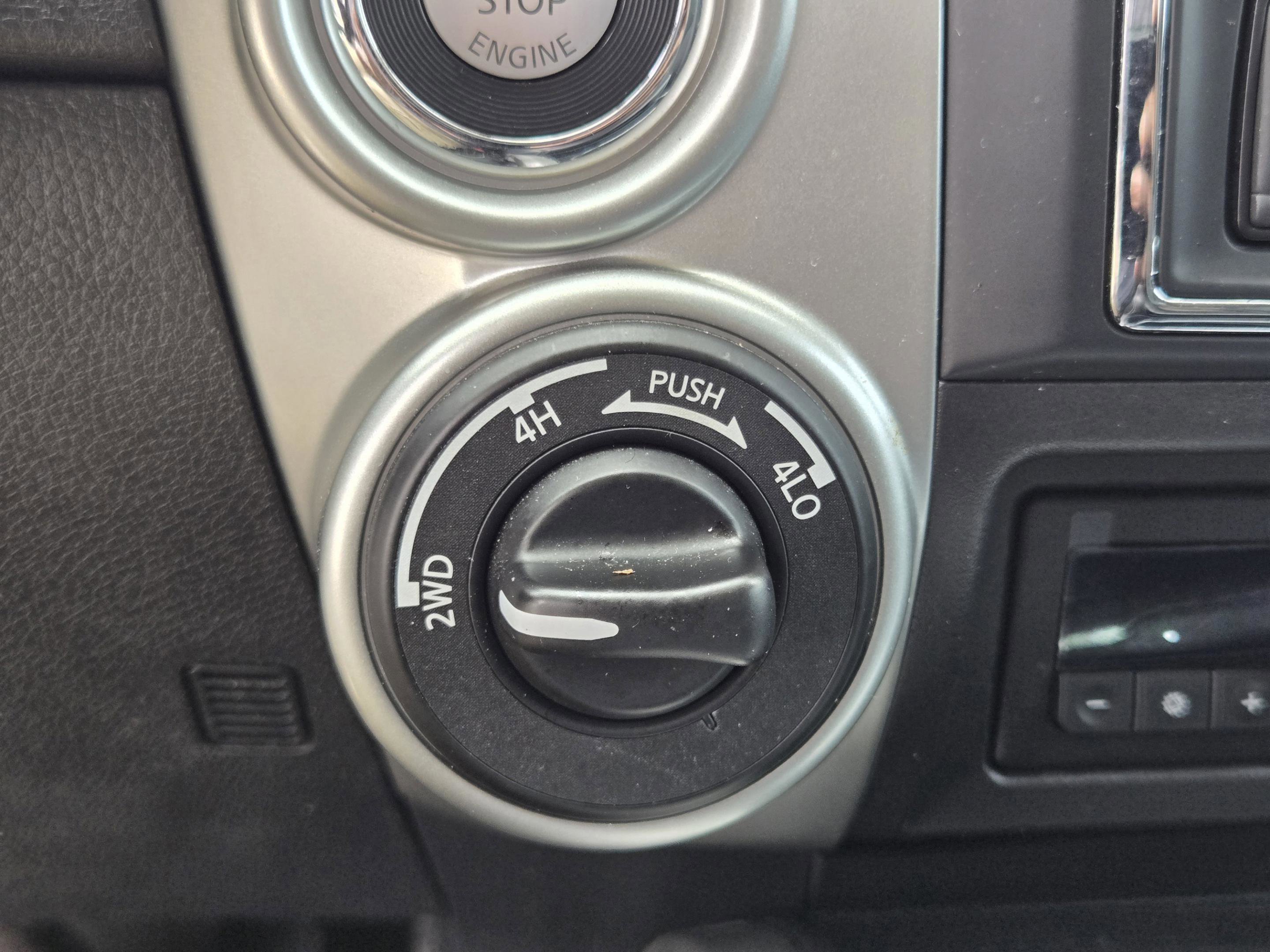 Used 2018 Nissan Titan PRO-4X w/ Pro-4x Utility Package AWD/4WD image 18