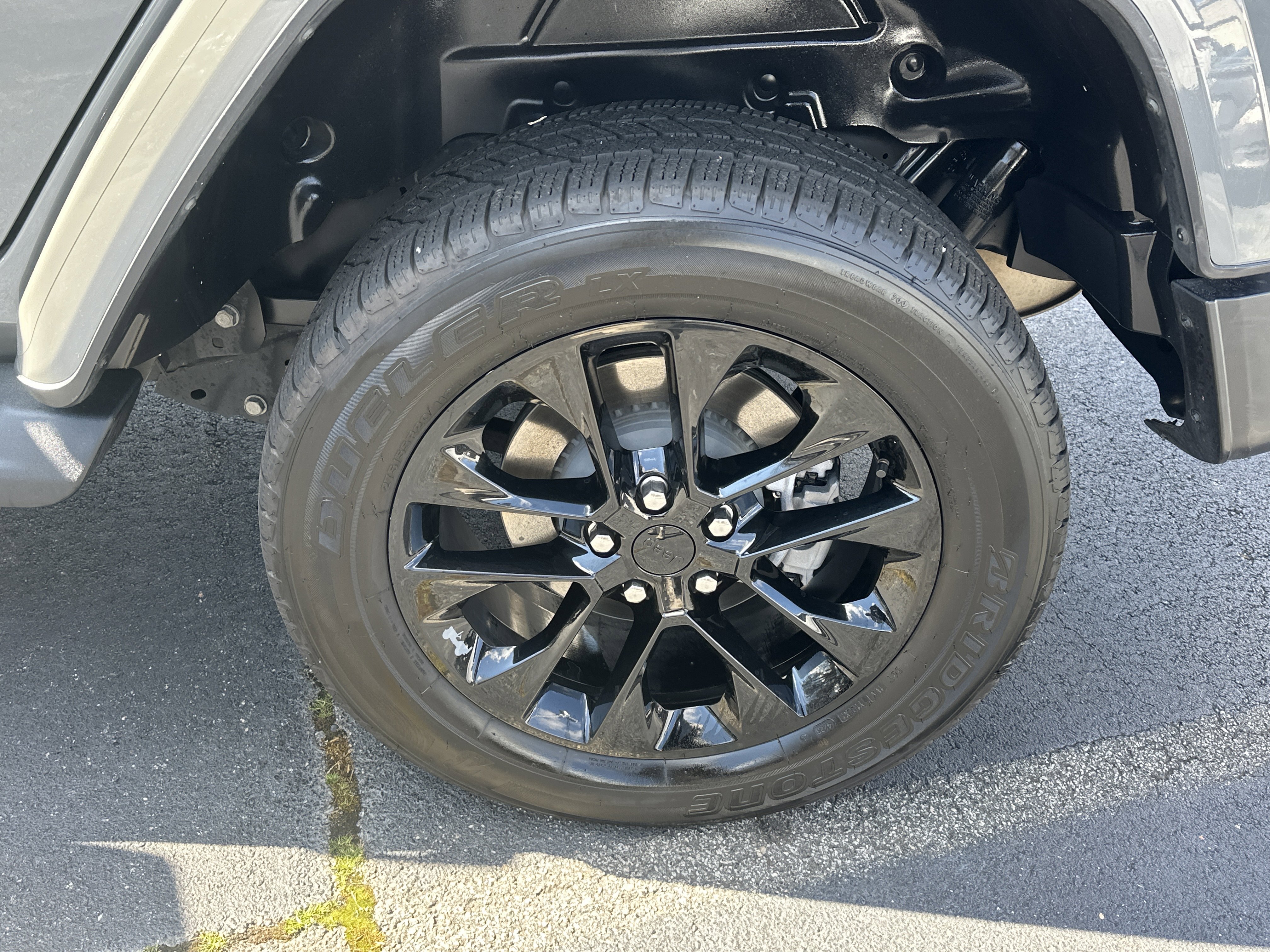 Used 2021 Jeep Wrangler Unlimited Sahara w/ Cold Weather Group image 22