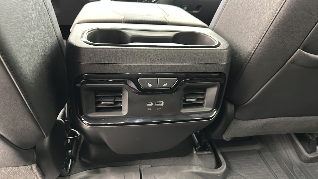 Used 2024 Chevrolet Silverado 1500 ZR2 w/ Technology Package AWD/4WD image 16