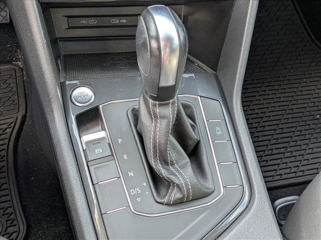 Used 2021 Volkswagen Tiguan SE image 13