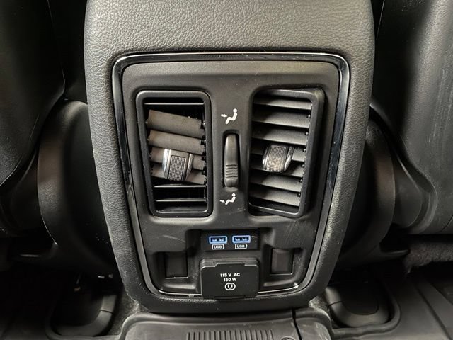 Used 2019 Jeep Grand Cherokee Limited AWD/4WD image 28