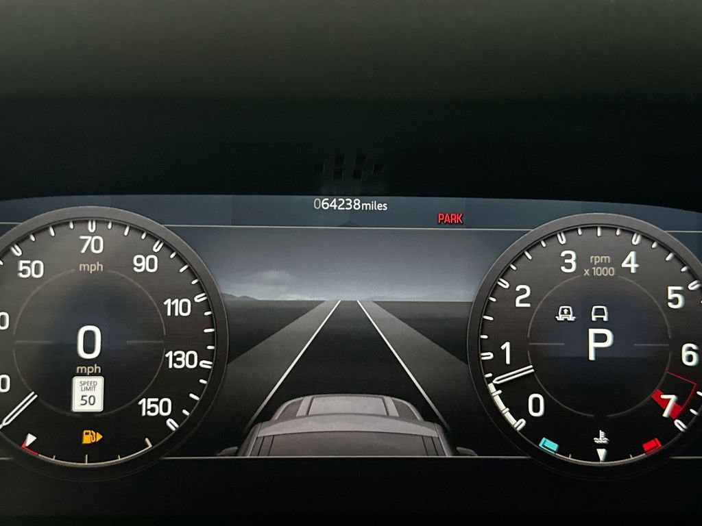 Used 2020 Land Rover Defender 110 SE image 10