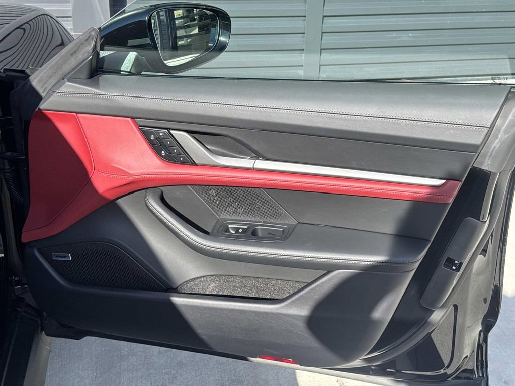 Certified 2025 Porsche Taycan image 18