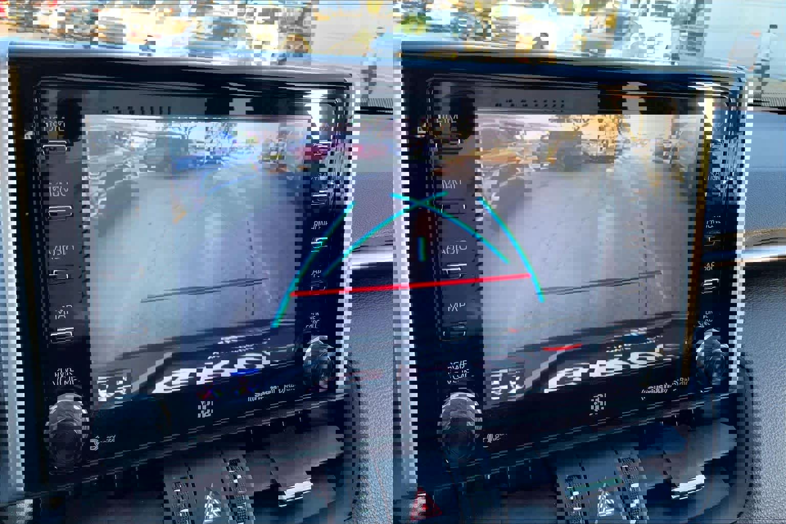 Used 2019 Toyota RAV4 XLE Premium image 20