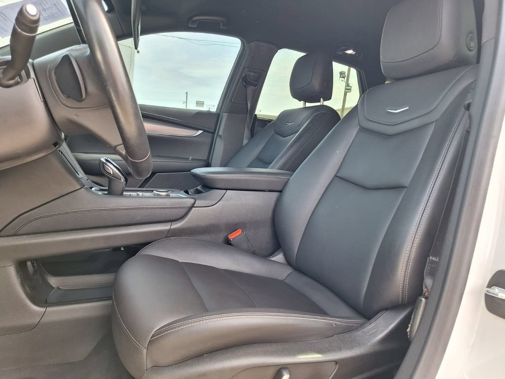 Certified 2023 Cadillac XT5 Luxury FWD image 23