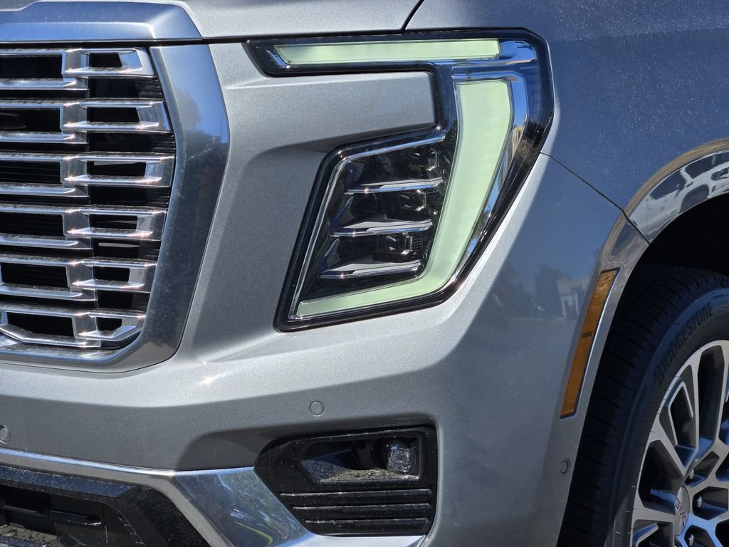 New 2026 GMC Yukon XL Denali w/ Denali Reserve Package AWD/4WD image 5