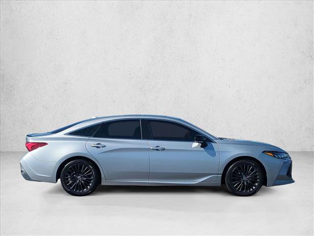 Used 2020 Toyota Avalon XSE w/ Carpet Mat Package FWD image 4