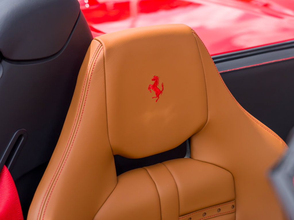 Used 2019 Ferrari 488 Spider RWD image 22