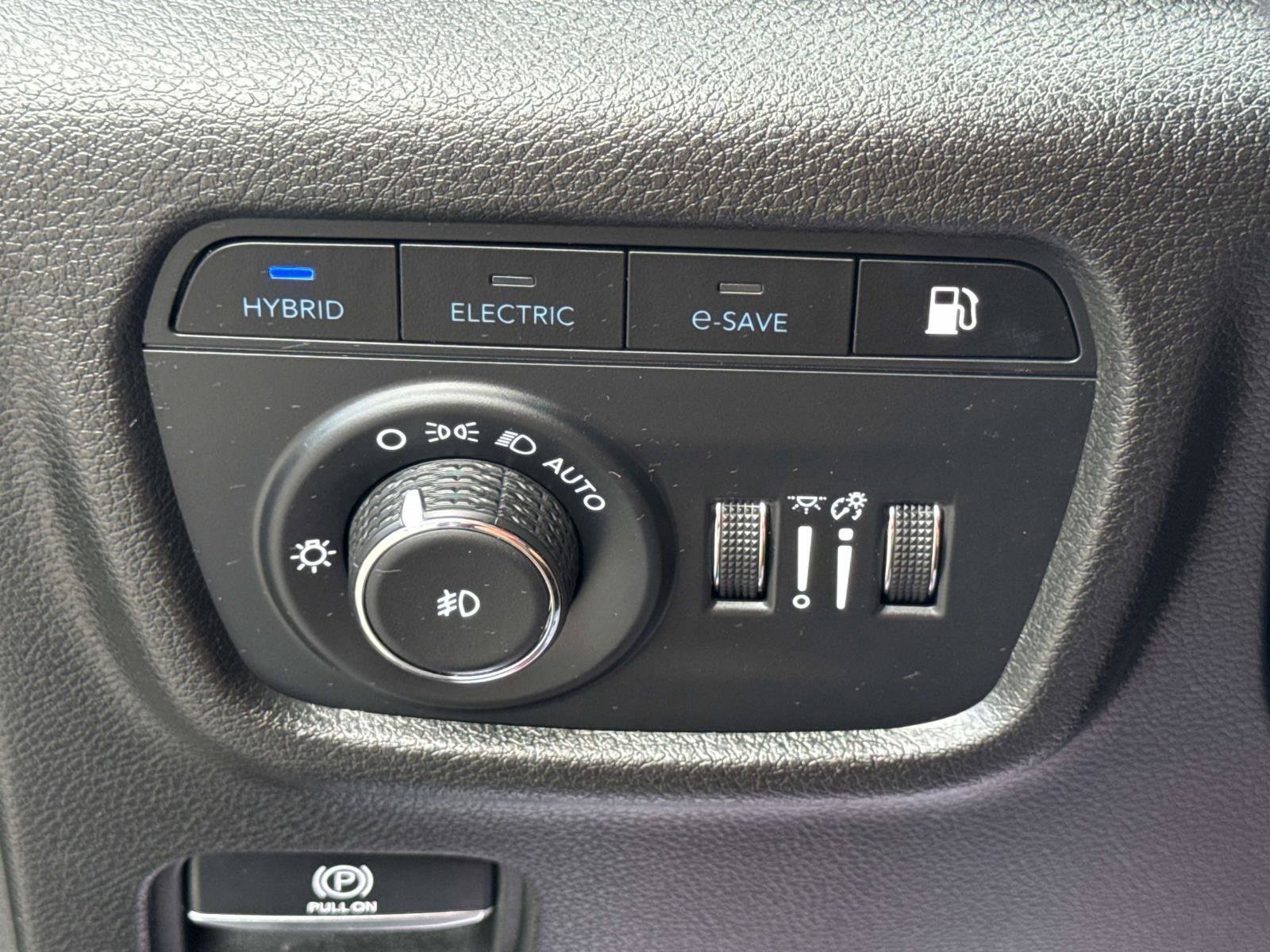Used 2024 Jeep Grand Cherokee Limited 4xe AWD/4WD image 18