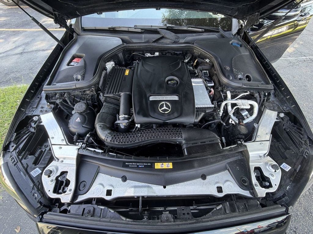 Used 2018 Mercedes-Benz E 300 image 11