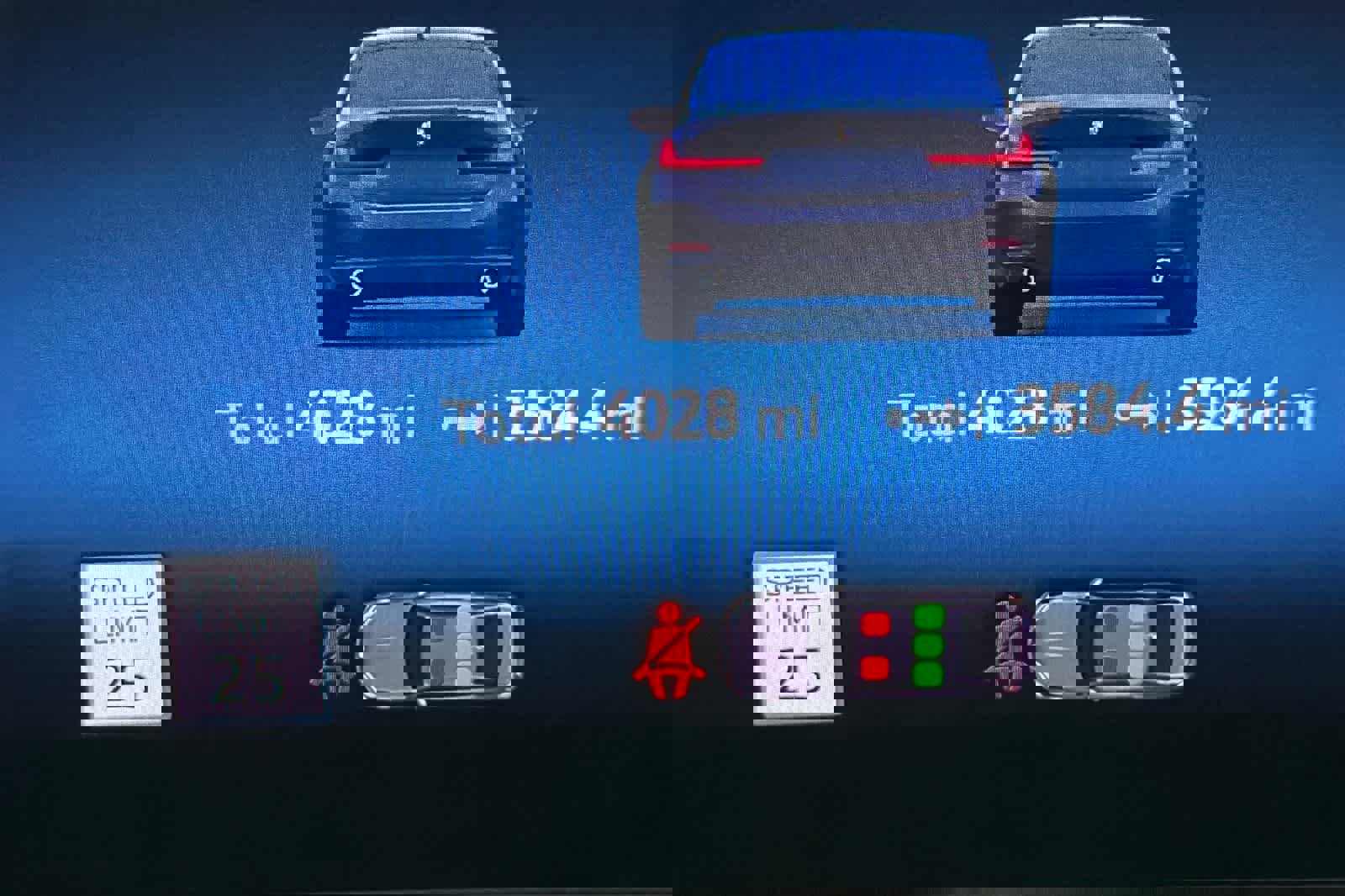 Used 2025 BMW 330i Sedan w/ Convenience Package image 25