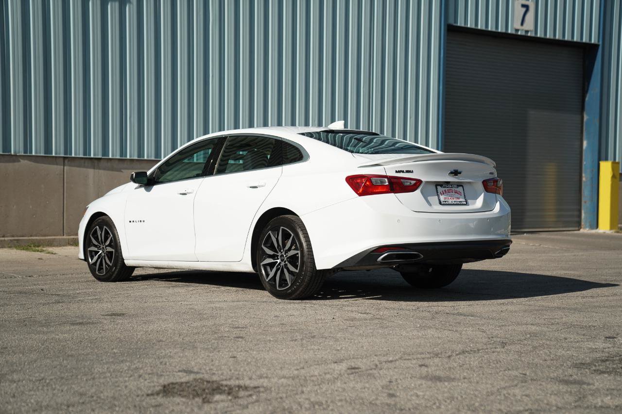 Used 2022 Chevrolet Malibu RS FWD image 15