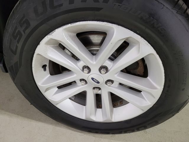 Used 2014 Ford Explorer XLT w/ Equipment Group 202A image 27