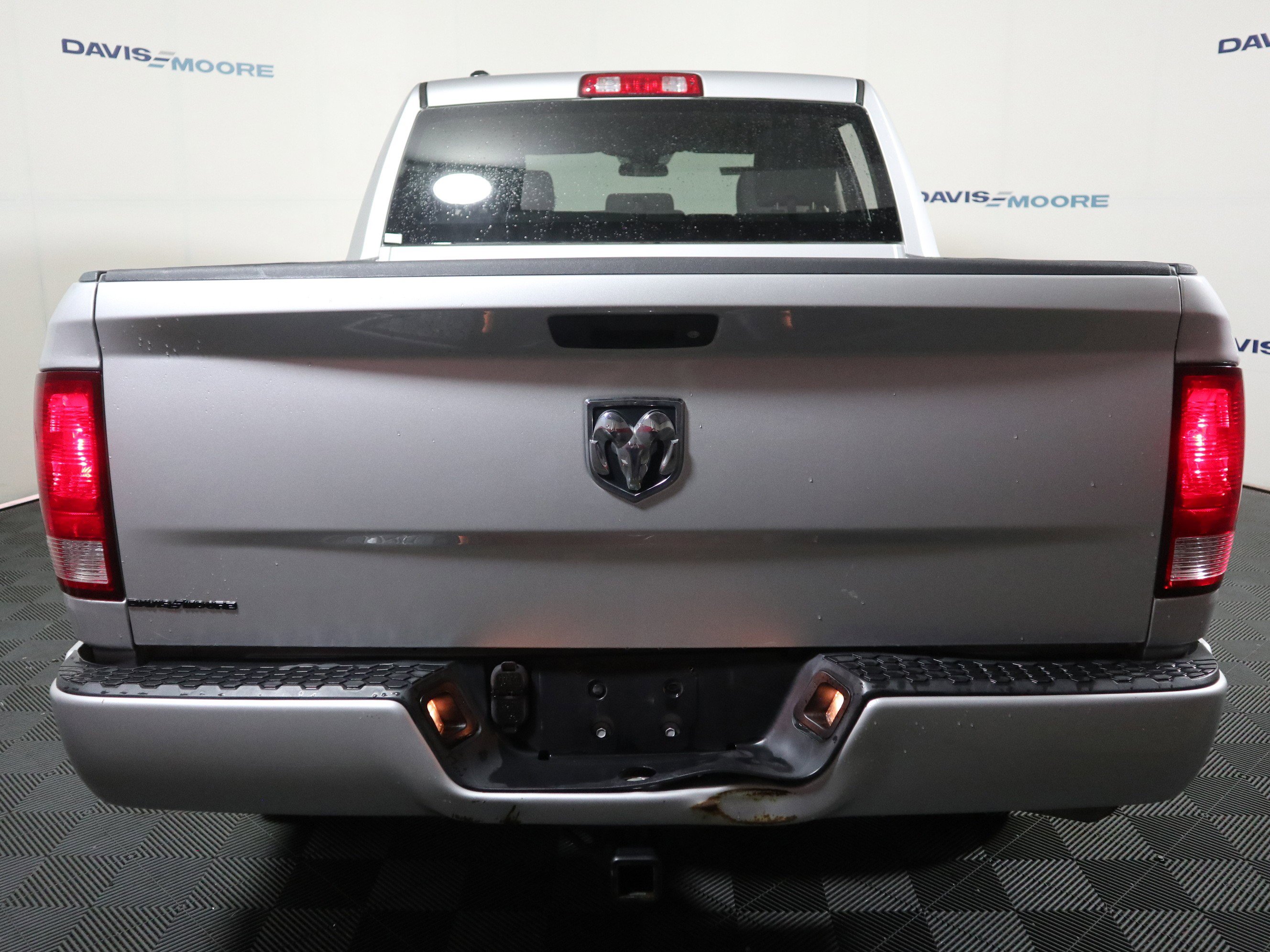 Used 2017 RAM 1500 Express image 7