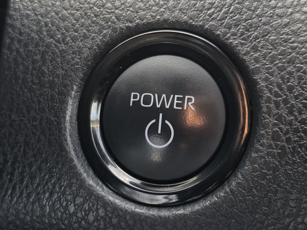 Used 2025 Toyota Camry LE FWD image 22