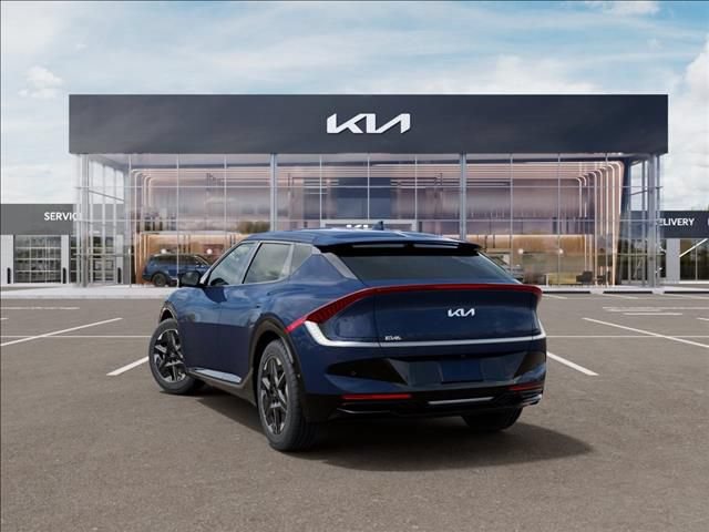 New 2026 Kia EV6 Wind RWD image 4