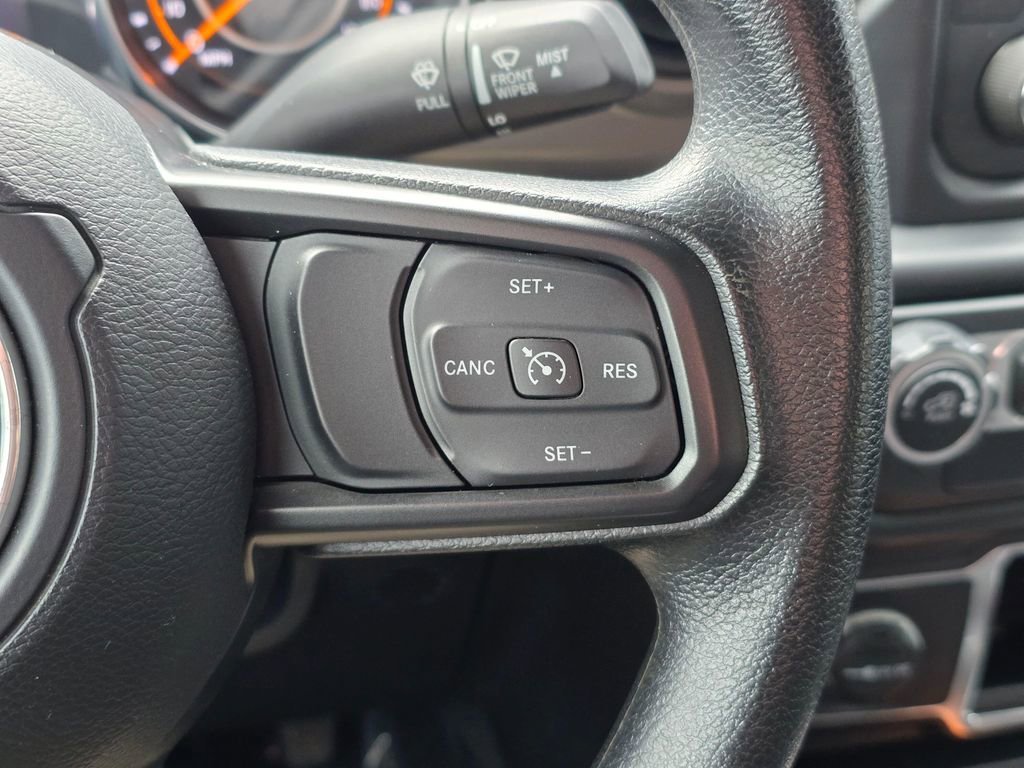 Used 2021 Jeep Gladiator Sport image 29