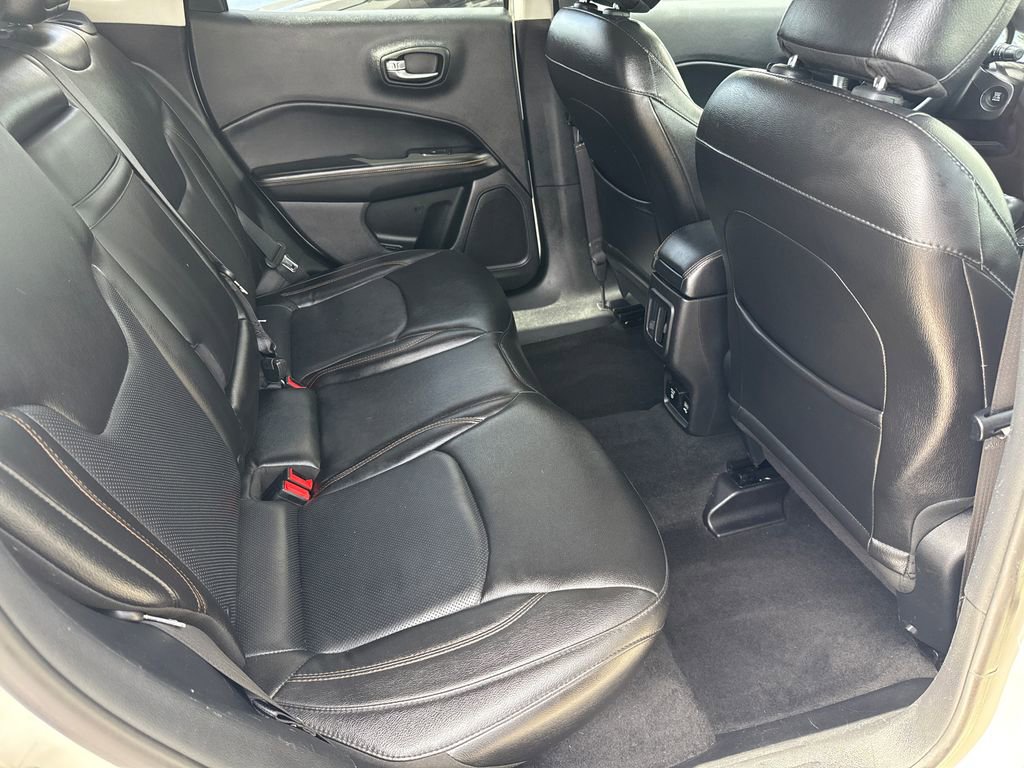 Used 2018 Jeep Compass Limited AWD/4WD image 15