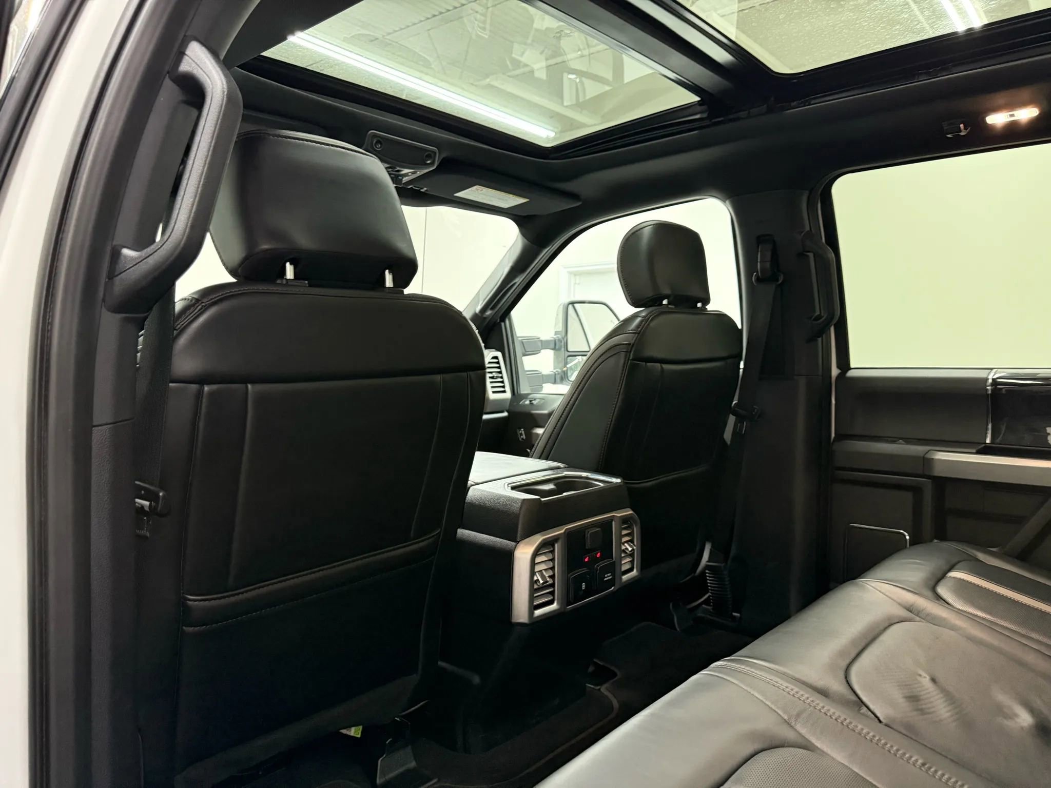 Used 2021 Ford F250 Platinum image 13