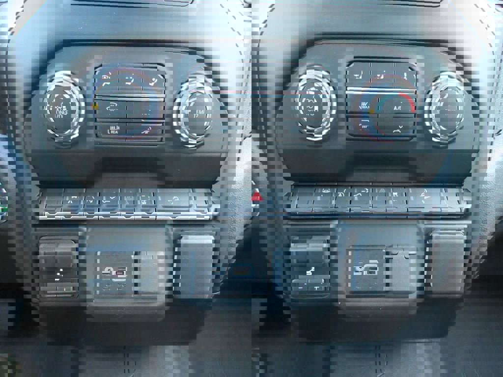 New 2026 Chevrolet Silverado 1500 Custom Trail Boss w/ LPO, Dark Essentials Package image 29