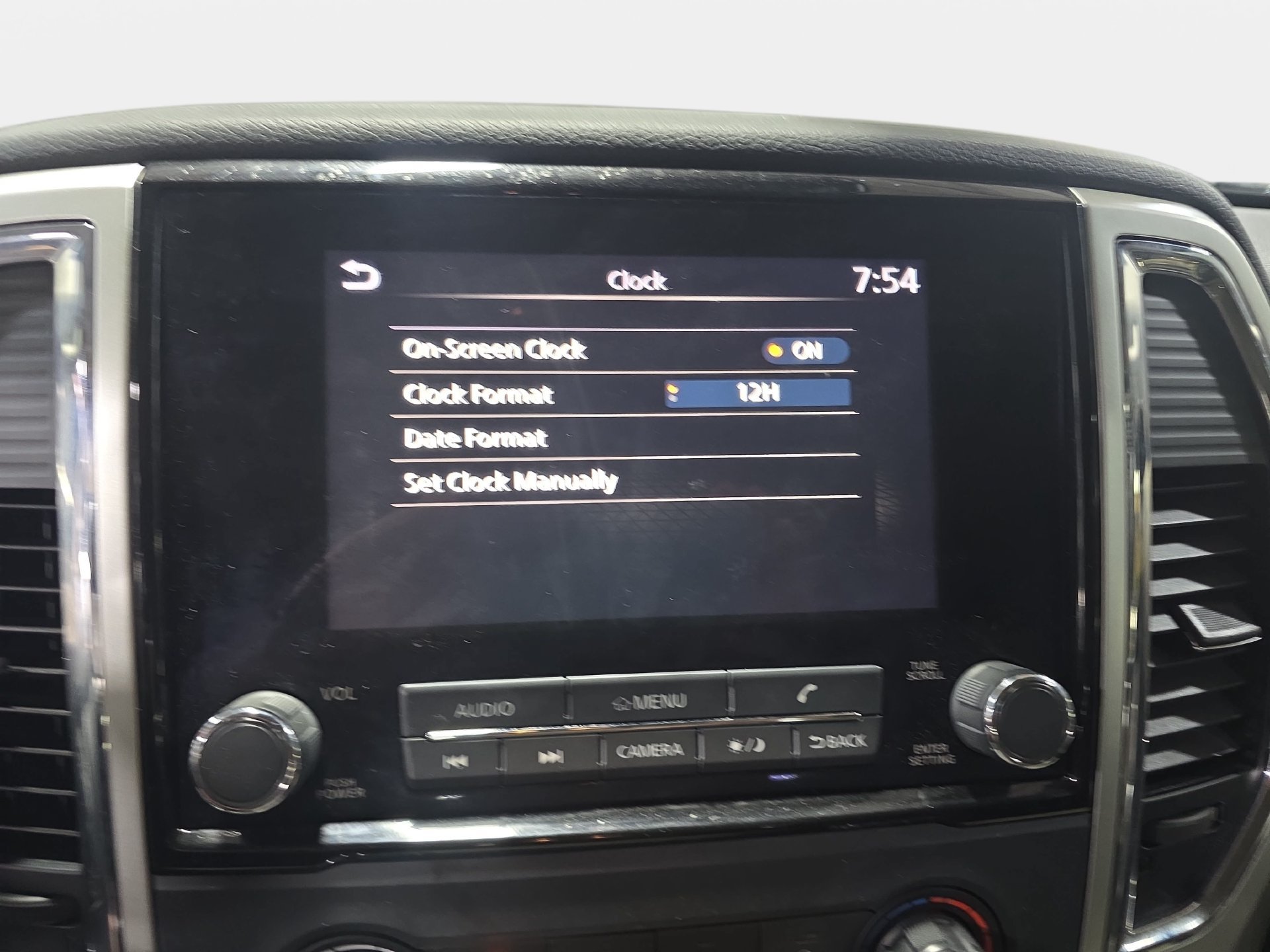 Used 2021 Nissan Titan SV w/ Accessory Utility Package AWD/4WD image 21