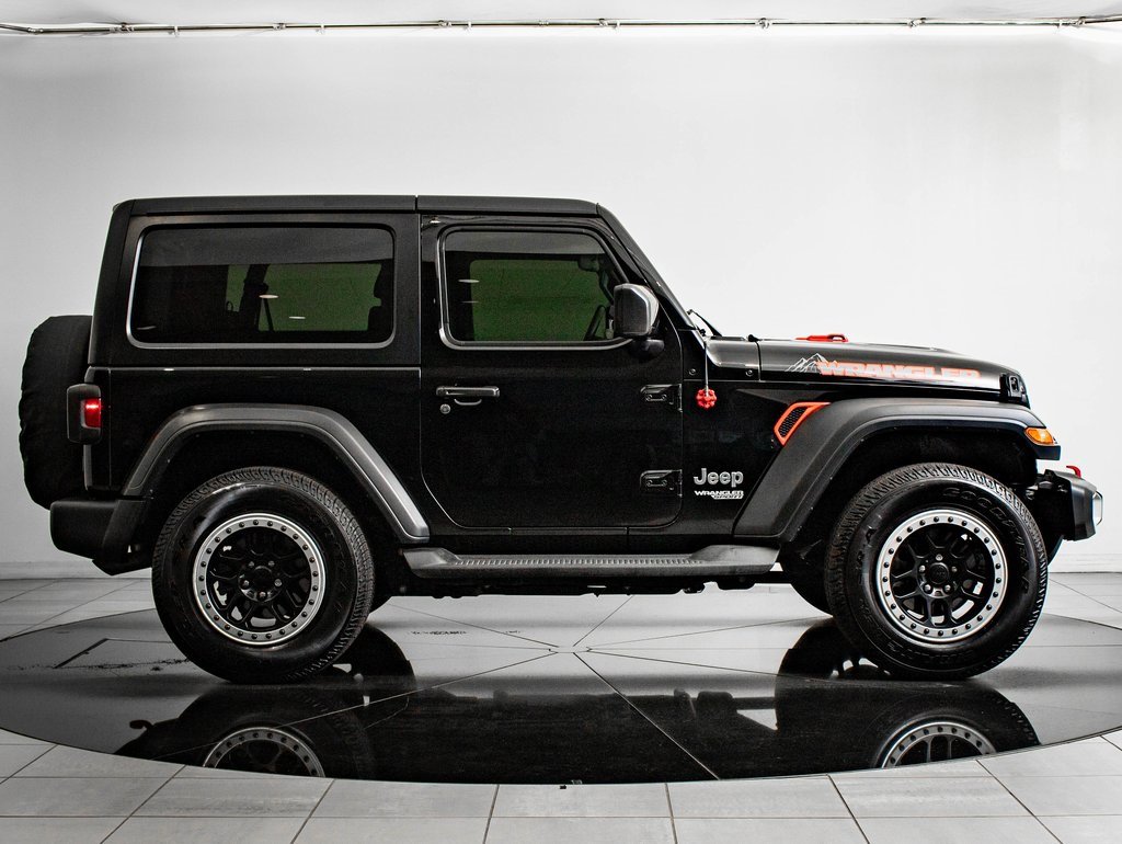 Used 2019 Jeep Wrangler Sport S image 6
