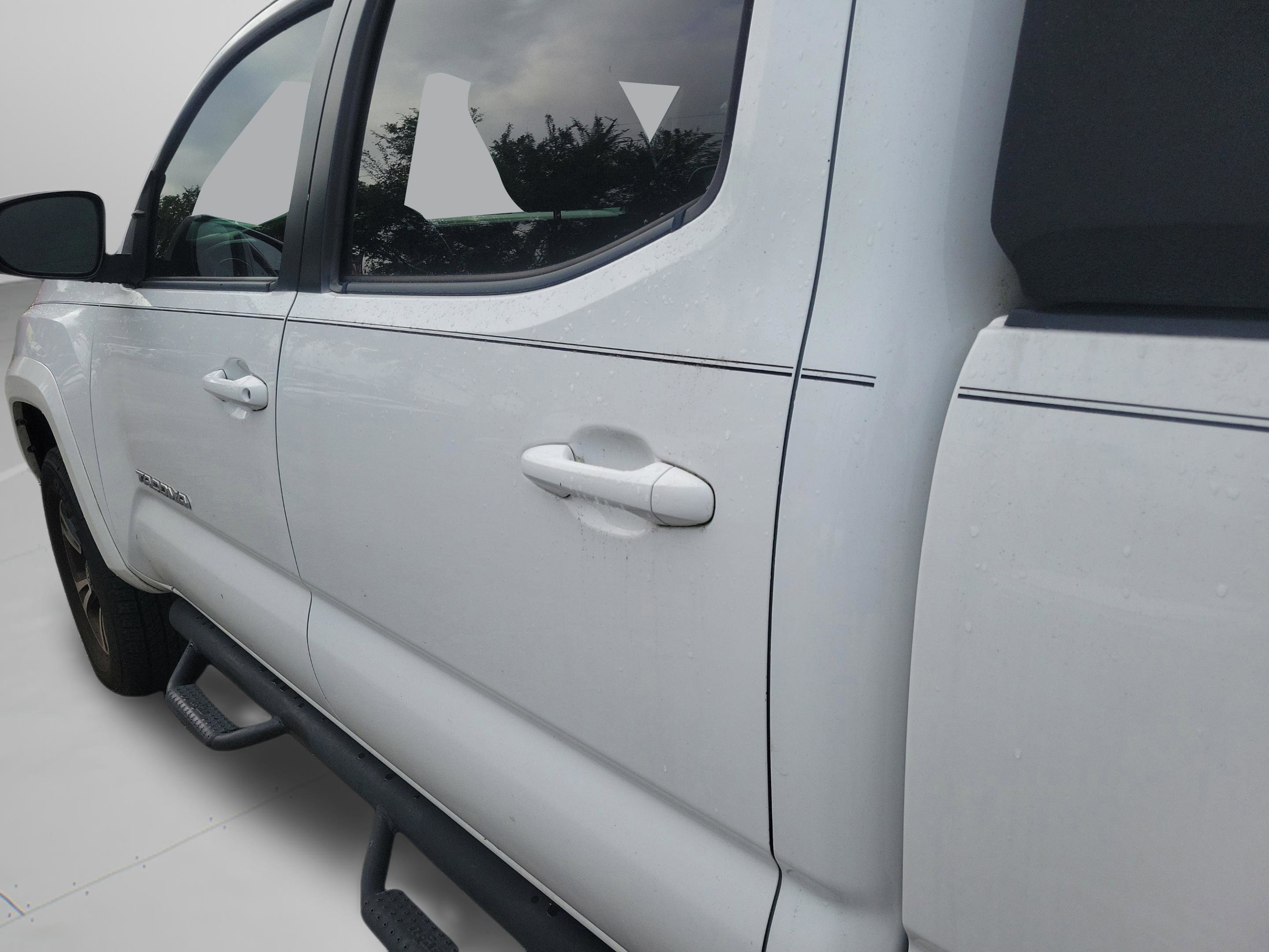 Used 2018 Toyota Tacoma TRD Sport RWD image 26