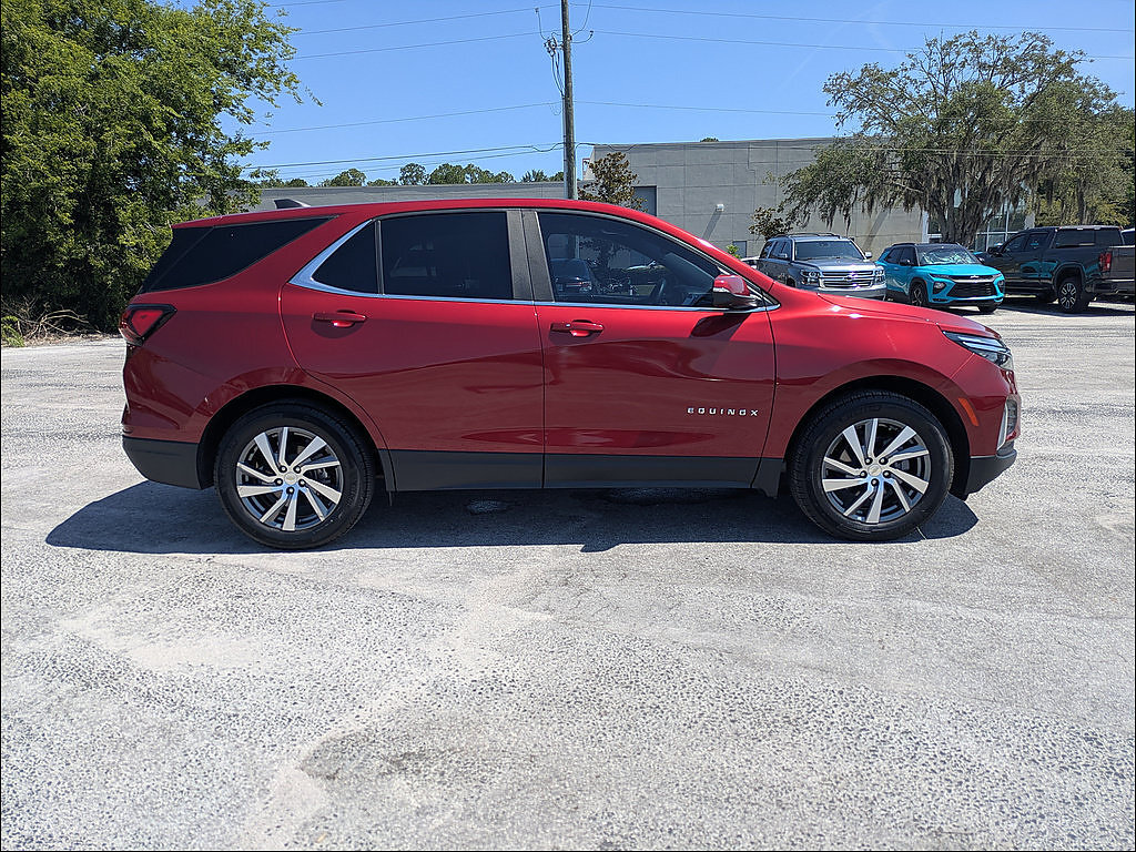Certified 2023 Chevrolet Equinox LT FWD image 3