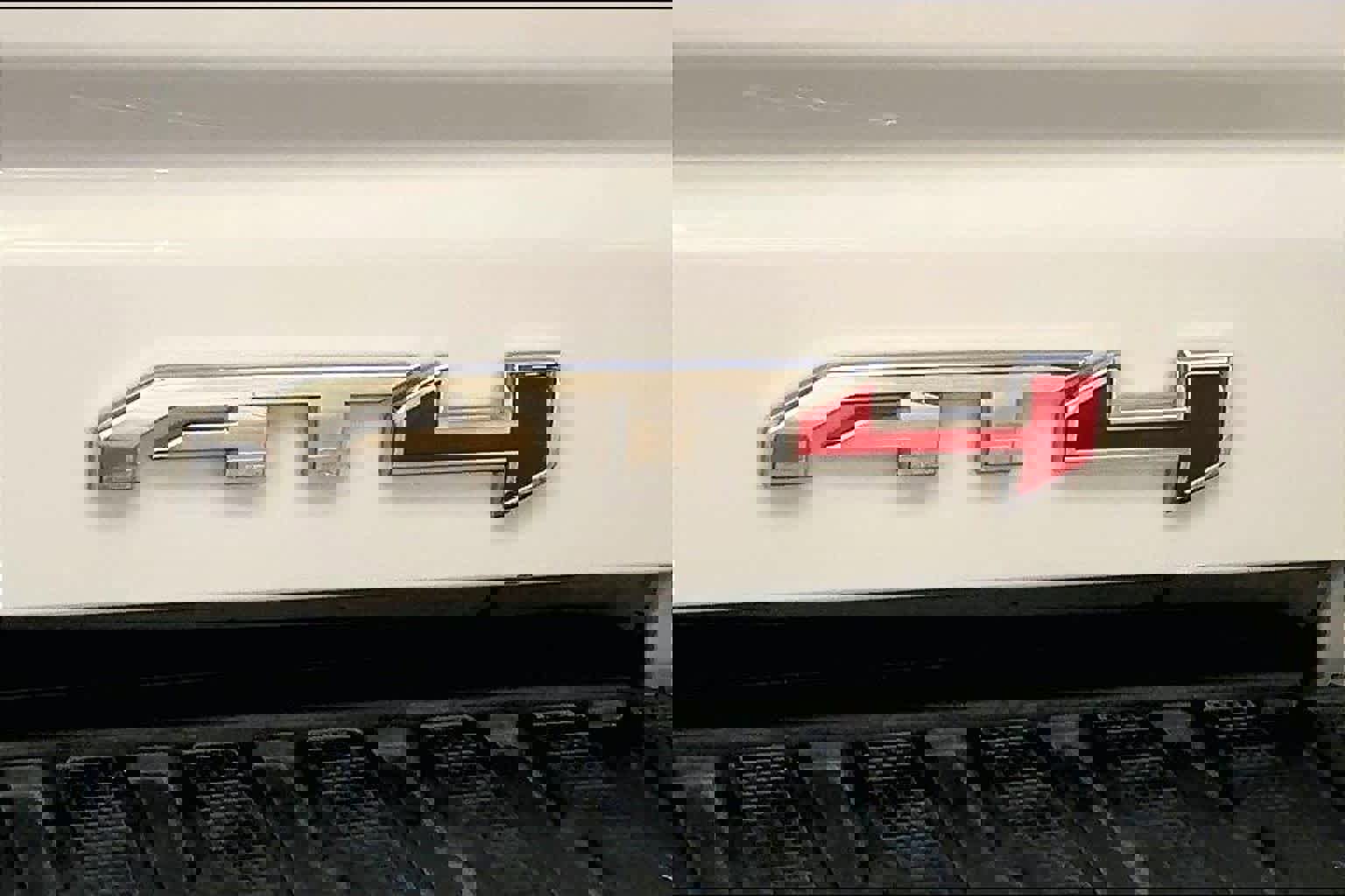 Used 2023 GMC Sierra 2500 AT4 w/ Gooseneck/5TH Wheel Package image 9