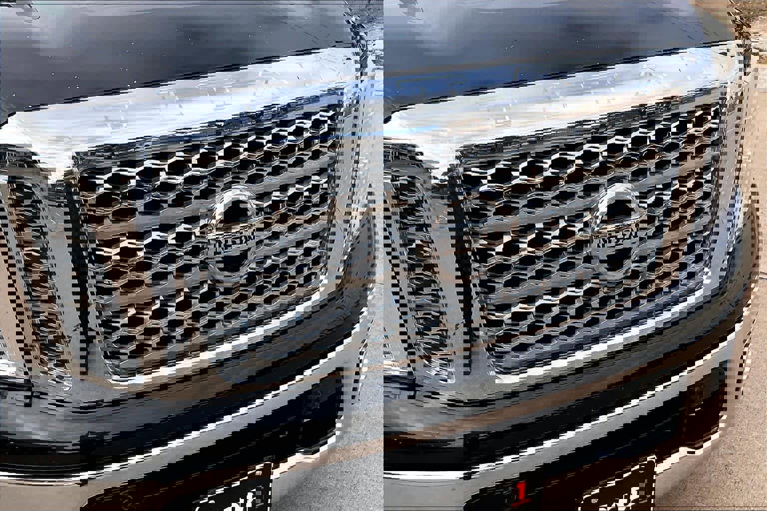 Used 2017 Nissan Titan SV image 26