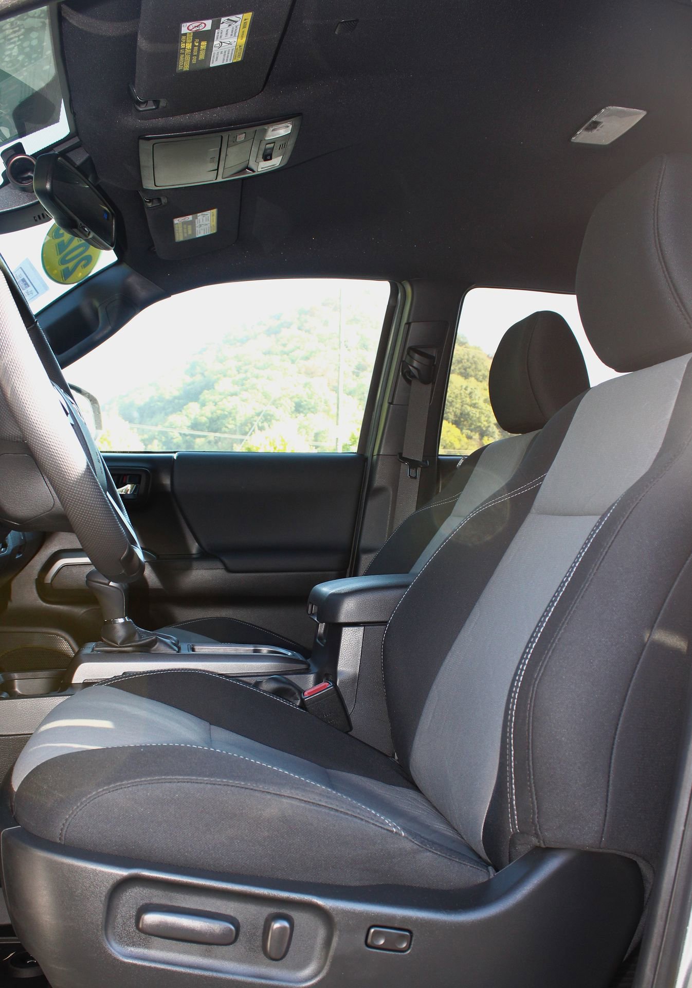 Used 2023 Toyota Tacoma TRD Sport image 17