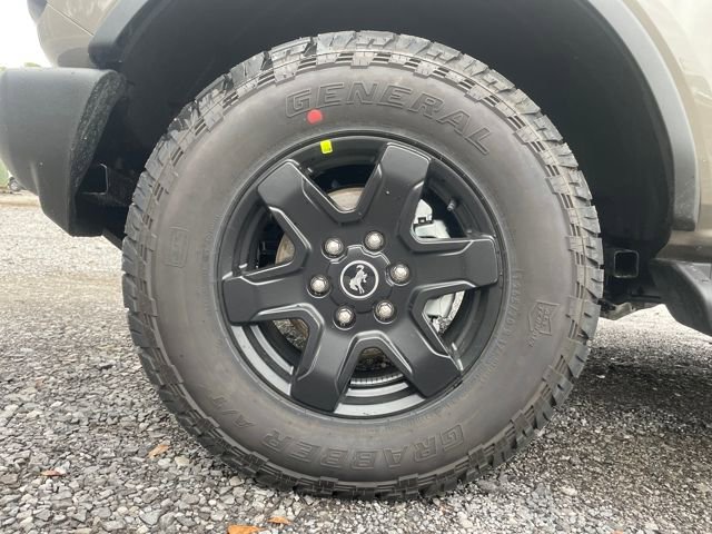 New 2025 Ford Bronco Outer Banks w/ Black Appearance Package image 27