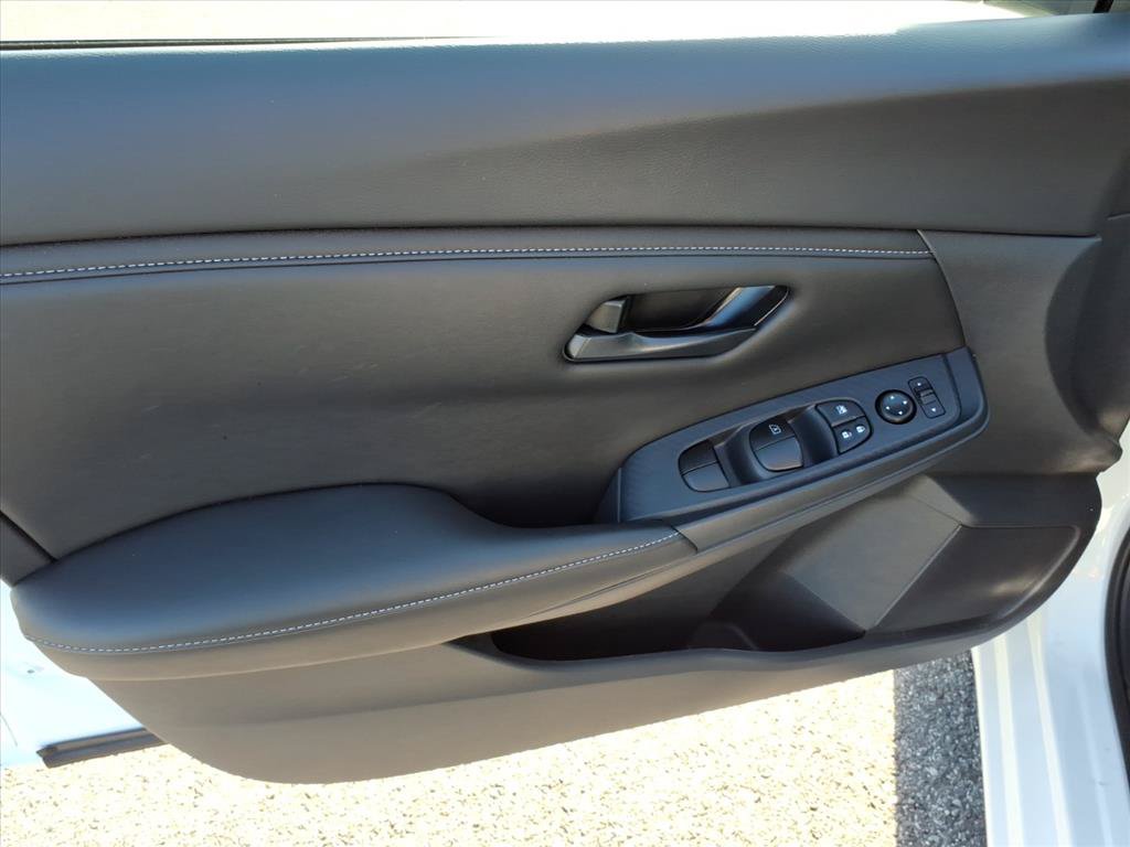 Used 2025 Nissan Sentra S FWD image 21