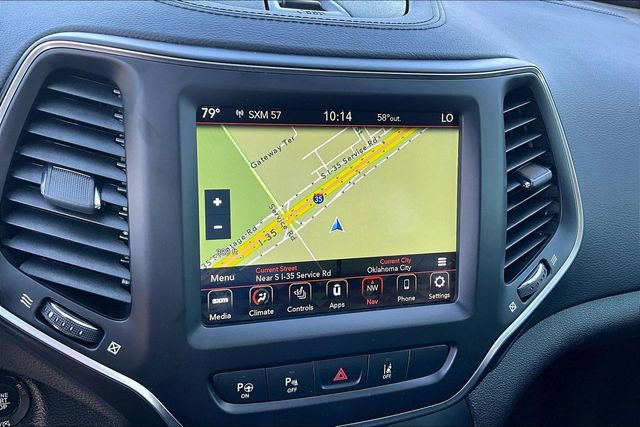 Used 2023 Jeep Cherokee Altitude Lux image 22