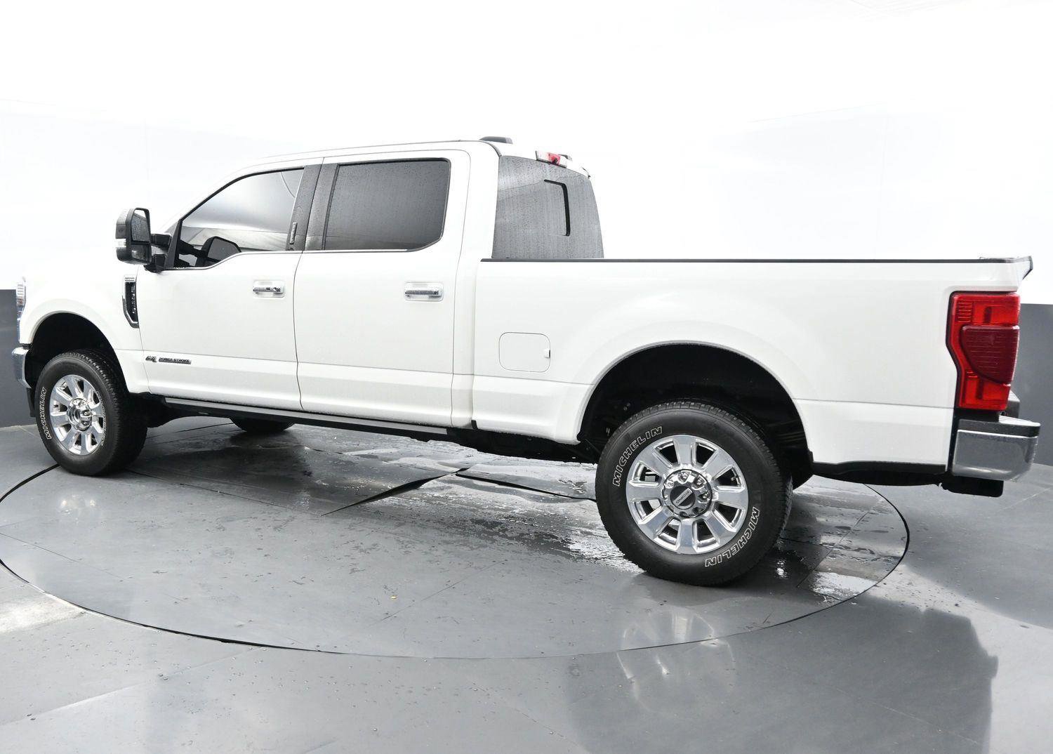 Used 2022 Ford F250 Platinum image 5