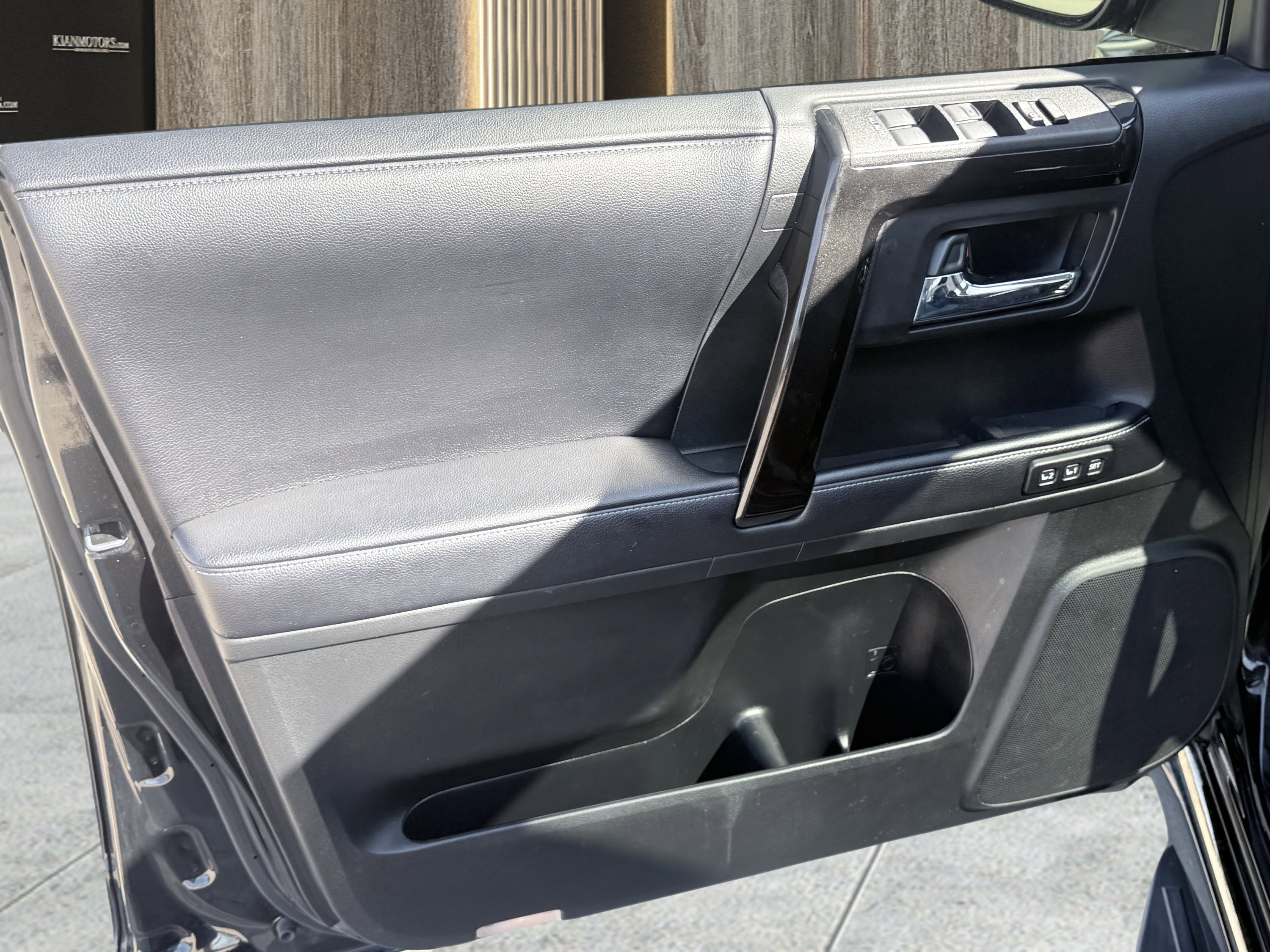 Used 2019 Toyota 4Runner Limited image 22