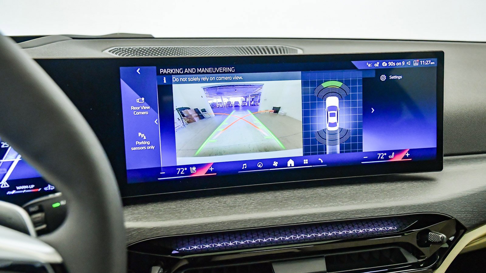 New 2026 BMW 330i xDrive Sedan w/ Premium Package image 24