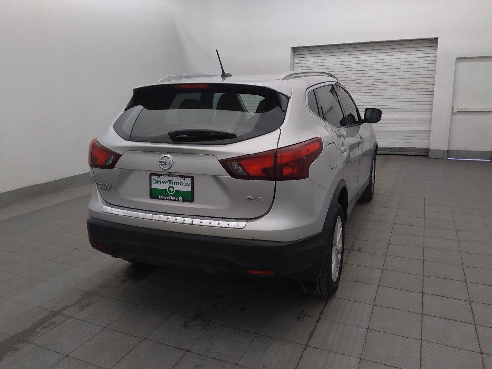 Used 2018 Nissan Rogue Sport SV FWD image 9