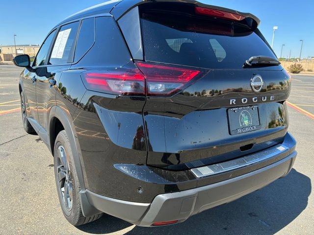 Certified 2024 Nissan Rogue SV w/ SV Premium Package FWD image 4