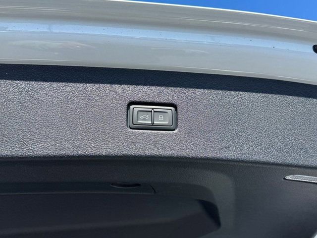 New 2026 Audi SQ8 Prestige image 18