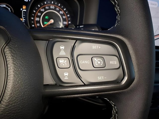 New 2026 Jeep Wrangler Unlimited Rubicon w/ Technology Group image 17