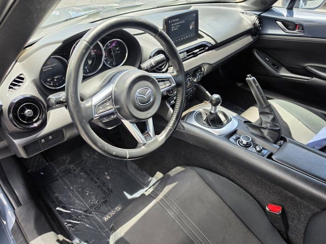 Used 2021 MAZDA MX-5 Miata RF Club RWD image 12