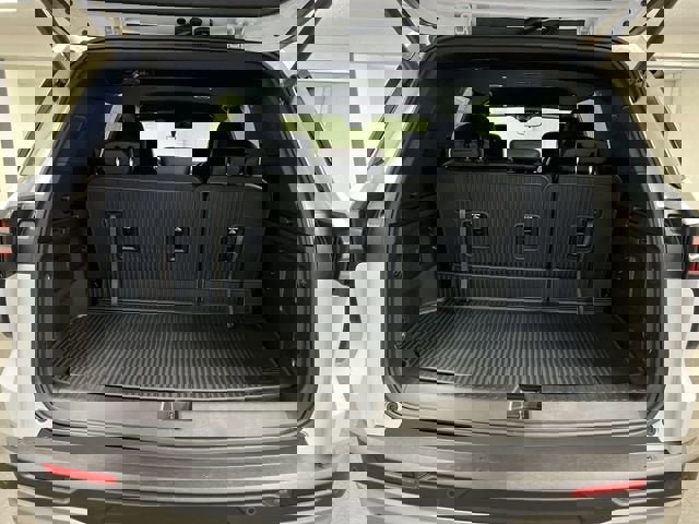 New 2026 Chevrolet Traverse Z71 w/ Driver Confidence Package image 25