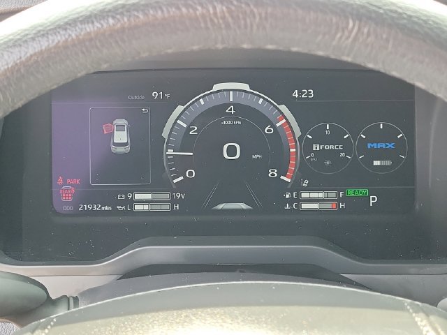 Used 2025 Toyota Sequoia SR5 AWD/4WD image 30
