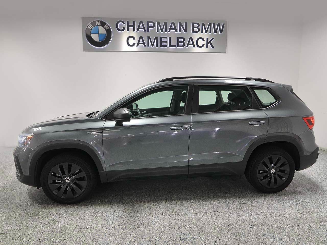 Used 2022 Volkswagen Taos S FWD image 3