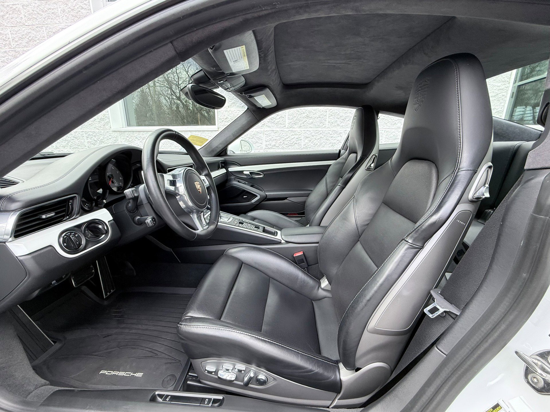 Used 2013 Porsche 911 Carrera 4S AWD/4WD image 12