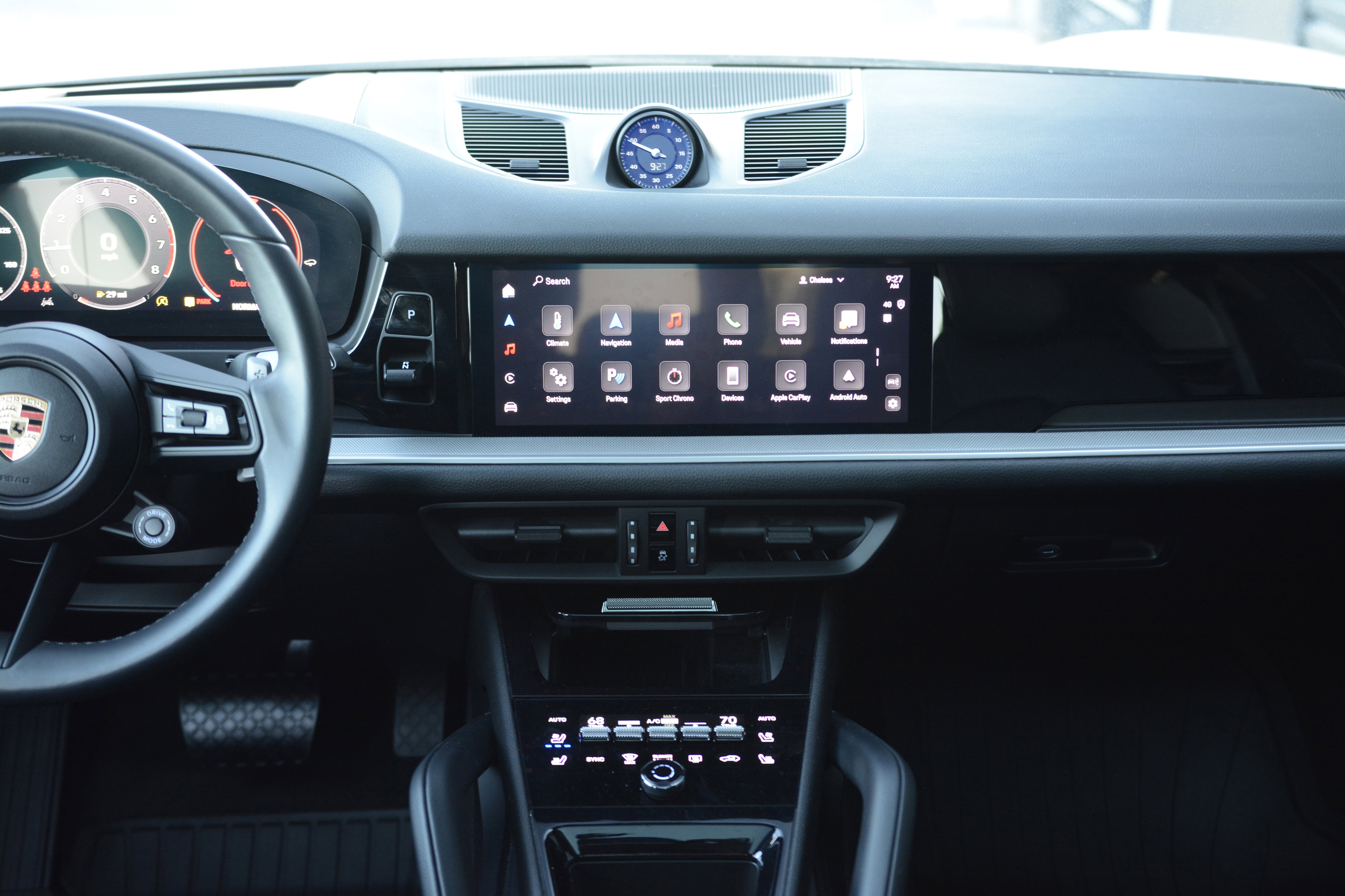 Certified 2024 Porsche Cayenne Coupe AWD/4WD image 24