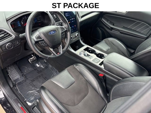 Used 2022 Ford Edge ST w/ Equipment Group 401A image 13
